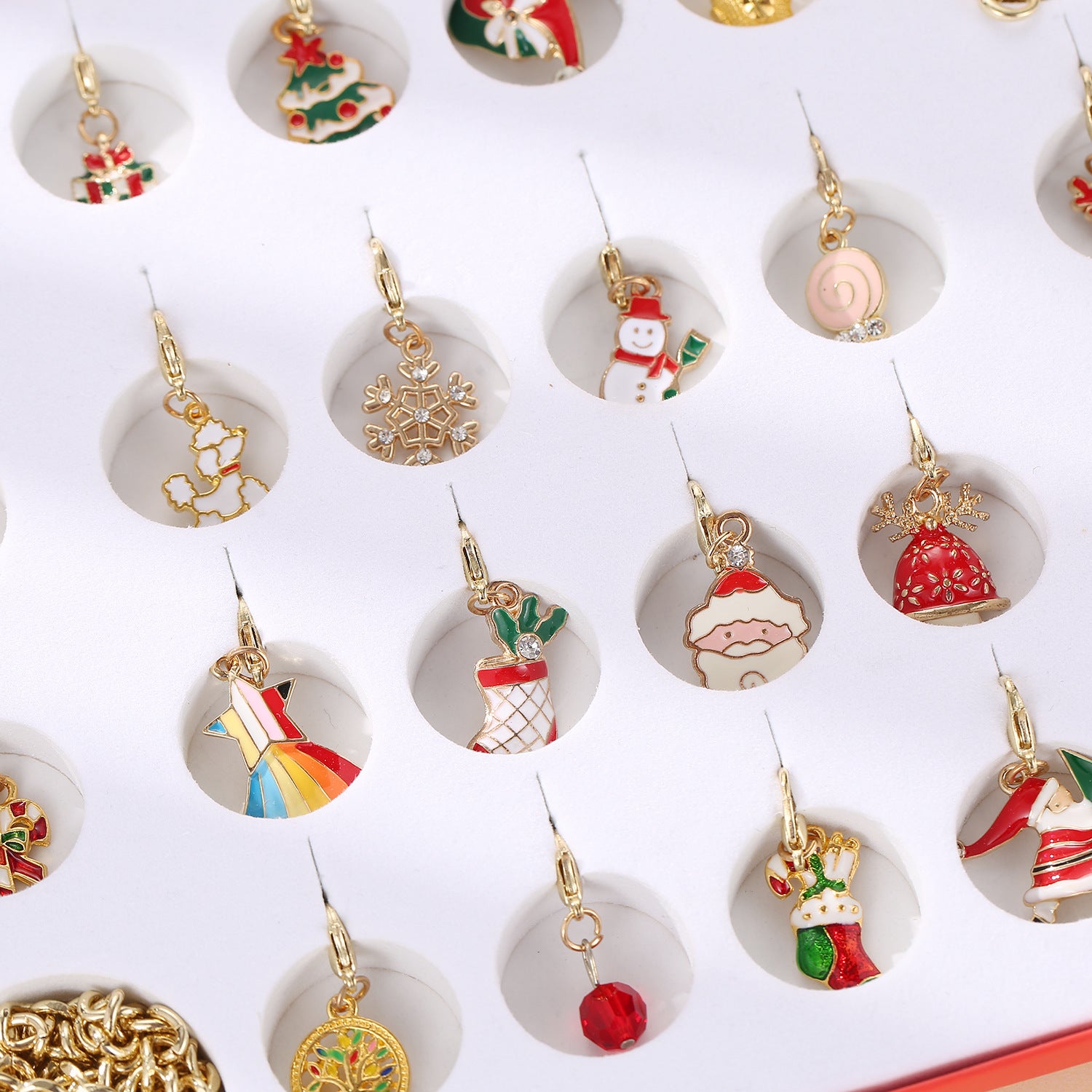 Christmas advent calendar charm jewelry charms close-up white LumiqHome