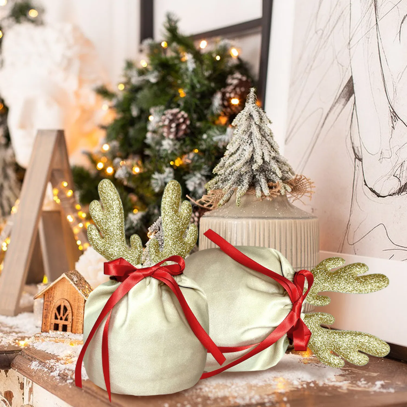 Christmas Antler Flannel Gift Bags Set of 5 - Reusable Drawstring Pouches - LumiqHome