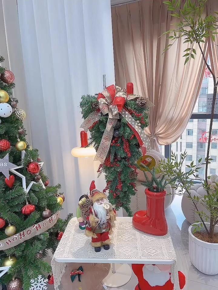 Christmas Door Hanging Decoration - Festive Holiday Accessory - LumiqHome